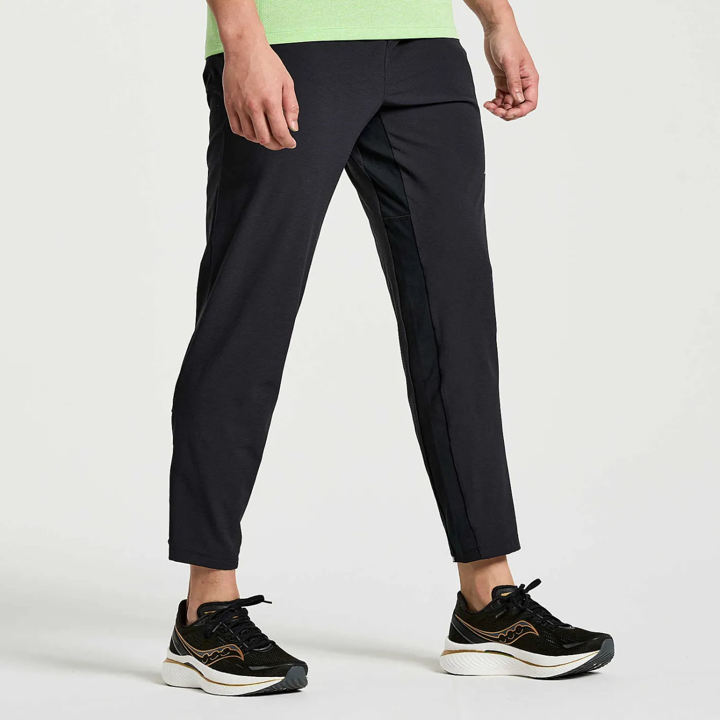 Saucony Boston Woven Pant< Bottoms