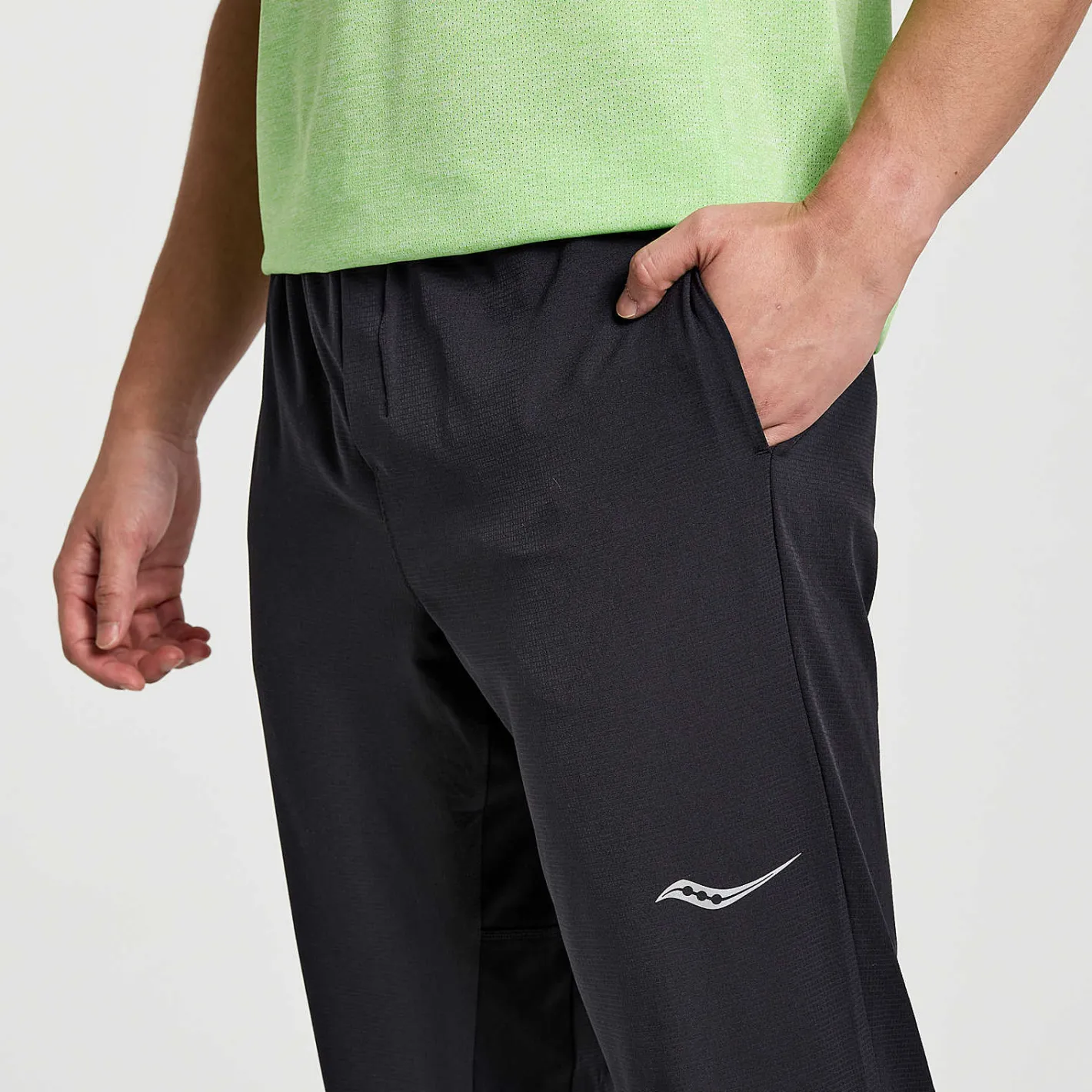 Saucony Boston Woven Pant< Bottoms