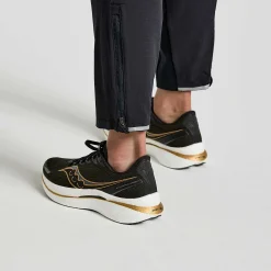 Saucony Boston Woven Pant< Bottoms