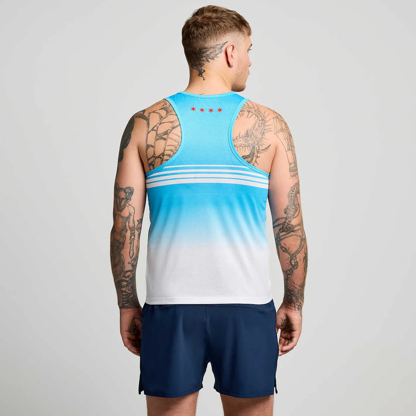 Saucony Chicago Stopwatch Graphic Singlet< Tops