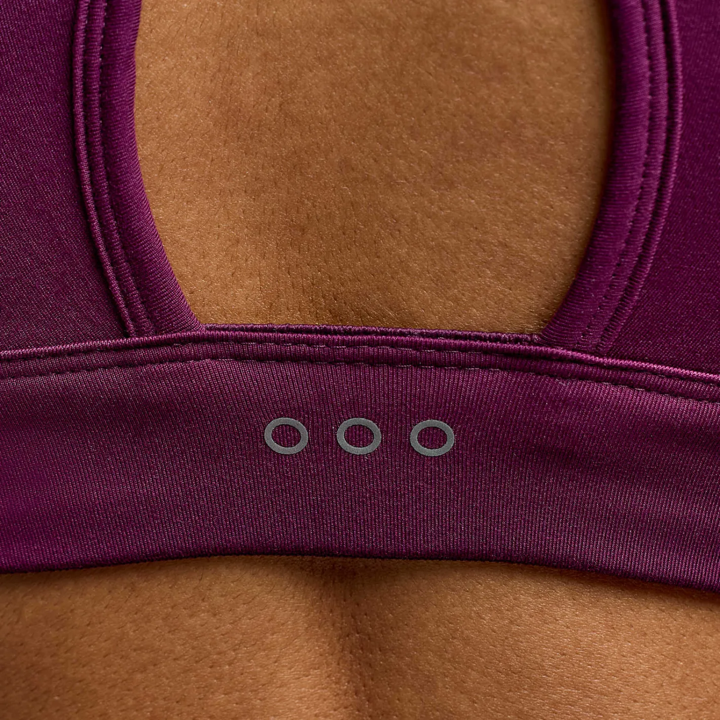 Saucony Fortify Bra<Women Bras