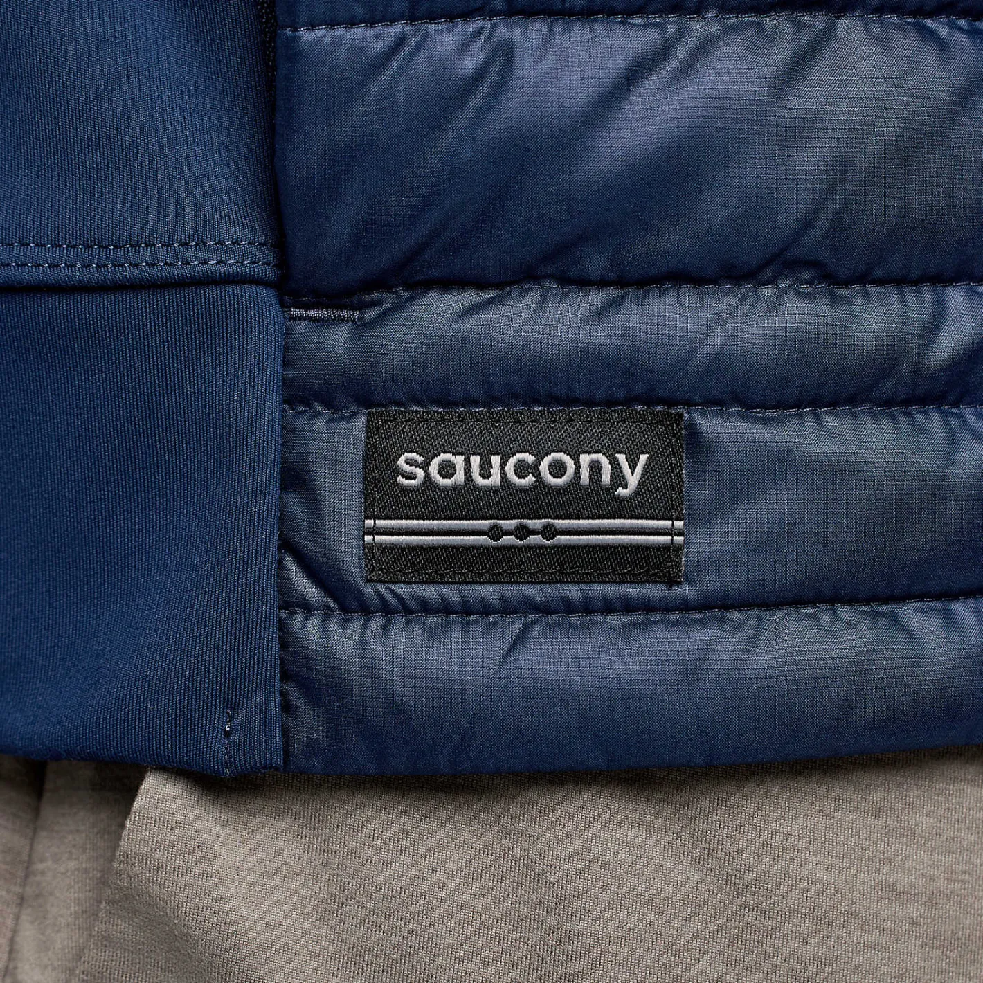 Saucony Hurricane Insulated Vest< Jackets