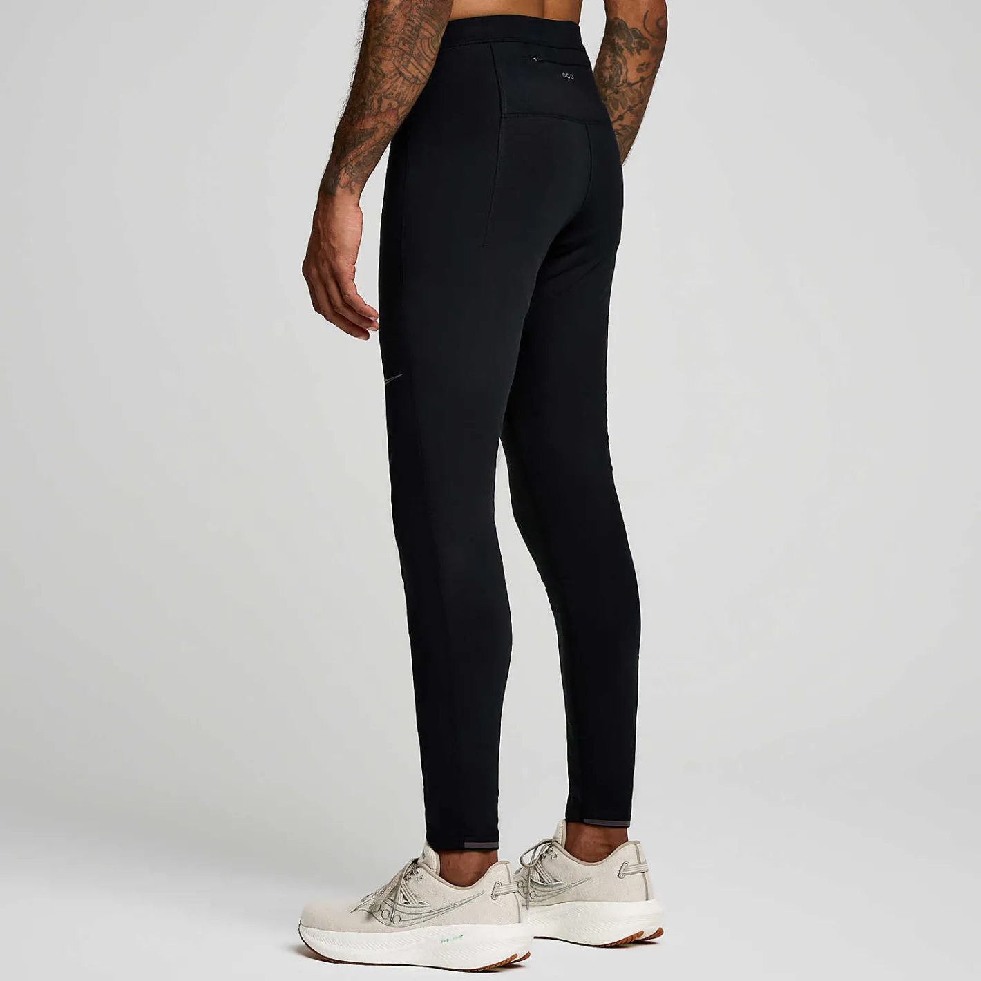 Saucony Hurricane Tight< Bottoms