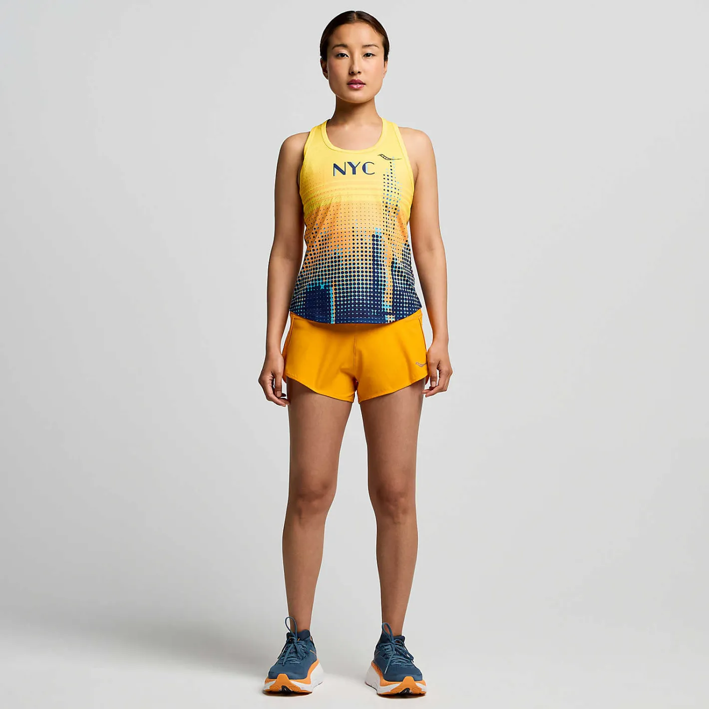 Saucony NYC Stopwatch Graphic Singlet<Women Tops