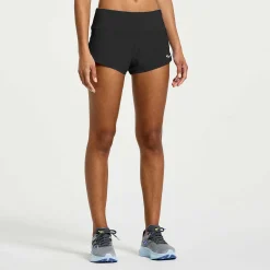 Saucony Outpace 2.5\" Split Short<Women Bottoms
