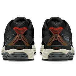 Saucony ProGrid Omni 9 Disrupt< Lifestyle
