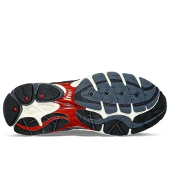 Saucony ProGrid Omni 9 Disrupt< Lifestyle