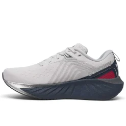 Saucony Triumph 22< Running|Walking